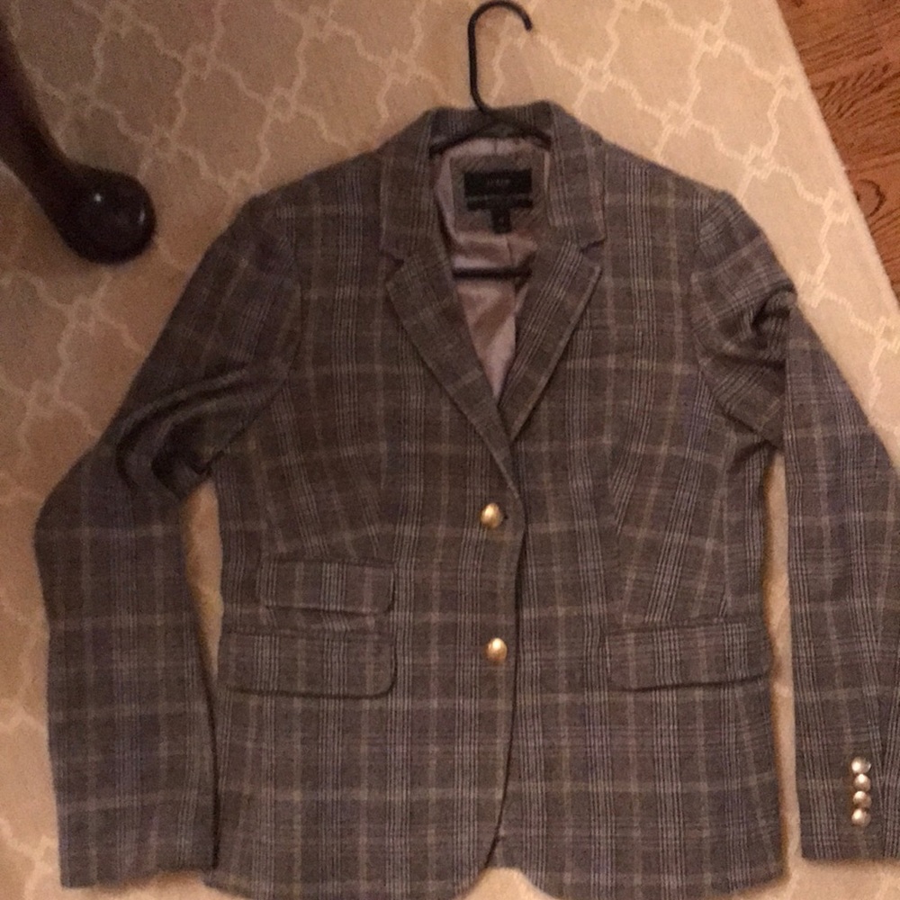 I Crew blazer Blue/ tan plaid like new.